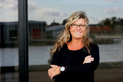 Kontakt Eva Dyrholm